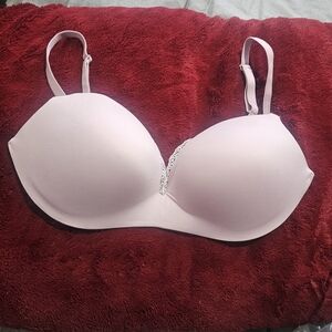 Victoria's Secret Lavender T-Shirt Bra Molded Cups